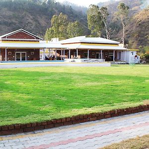 Four Banyans Spirit & Nature Resort